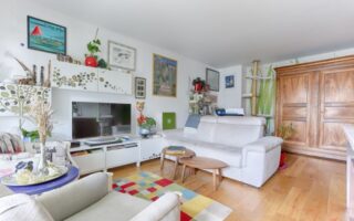 For Sale: Apartment with a Balcony in La Villette