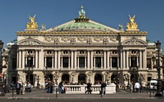 Architectural Wonders: The Ultimate Guide to Must-See Buildings in Paris