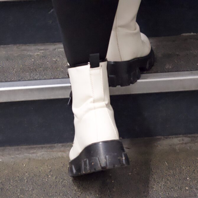 Paris Vignettes: More Shoes in the City