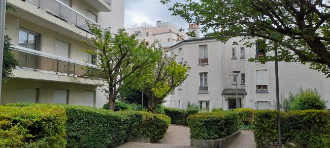 Old and modern in the Cité Saint Chaumont