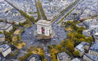 Flâneries in Paris: Explore the Golden Triangle