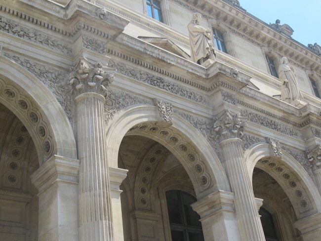 Cour Napoleon