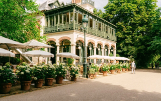 Ora Farmhouse in the Parc des Buttes-Chaumont