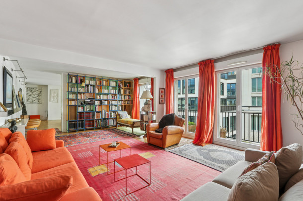 For Sale: Spacious Family Apartment in Village Saint-Pierre