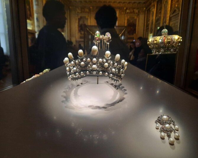 The Louvre’s Stolen Jewels: A Tale of Queens and Empresses